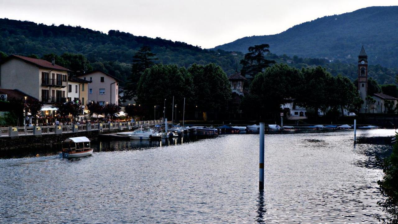 Lavena - Lake & Mountain Apartments Lavena Ponte Tresa Bagian luar foto